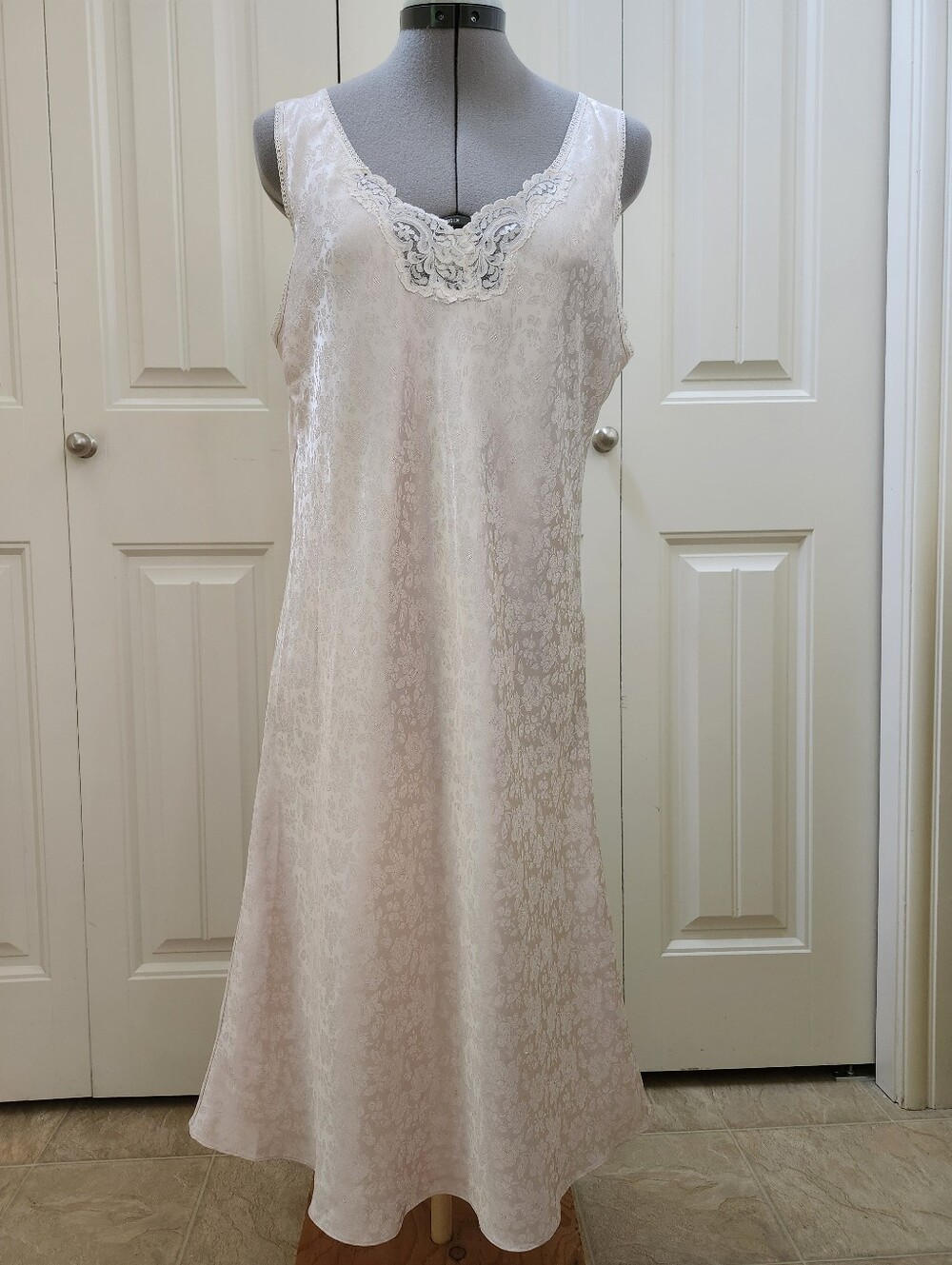 Vintage Linda Nightgown